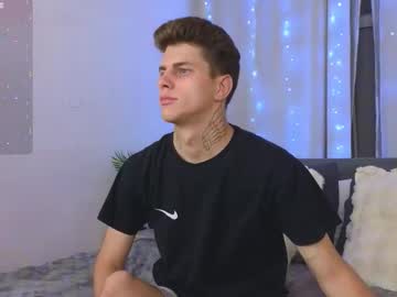 _fred1_, 18 years old, #bigcock #18 #muscle #young #cum [1000 tokens cum ], webcam photo