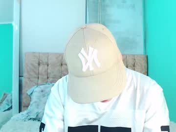 _justinmoon2 - Live Male Cam – Free Gay Cam Show