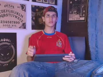 _realwav, 19 years old, GOAL: HI WAV [10 tokens remaining] welcome back devil❤️ #latino #bigcock #cum #18 #party, webcam photo