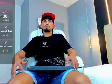 Aaron_99_, 18 years old, GOAL: Show cum [882 tokens remaining] Hey guys, let's have fun! 🍆💦 #twink #bigcock #18 #cum #skinny, webcam photo