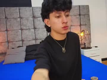 Aaron_blaze_, Goal: ❤️Sexy Dance💃 #new #bigcock #young #feet #latino 🔥🔥 - Next Goal: ❤️Show Feet 😈, webcam photo