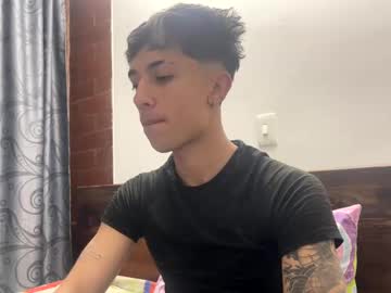 aaronevilxx - Live Male Cam – Free Gay Cam Show