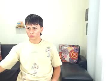 Aaxell18, 19 years old, I am #new Is my First Day , My goal is Cumshow 🥒💦 #cum #bigcock #18 #young [396 tokens remaining], webcam photo