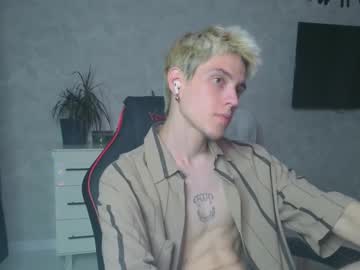 Abslut, 21 years old, GOAL: play with ass [36 tokens remaining] Relaxxx<3 #bigcock #twink #young #gay #18, webcam photo