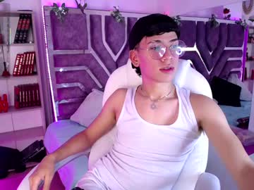 adann_walker - Live Male Cam – Free Gay Cam Show
