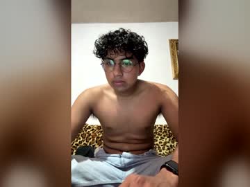 Adrishotcum, 20 years old, Aburrido y caliente jaja #18 #new #gay #latino #cumshot, webcam photo