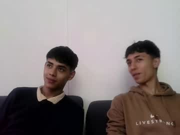 Alan_brown1, Lovense Lush on - Interactive Toy that vibrates with your Tips #couple #boys #twink #18 #new, webcam photo