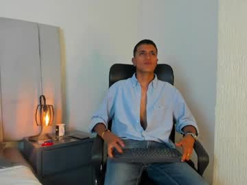 Alan_colthon, 19 years old, Hey I'm Alan, I'm new I want to know a whole world of madness and fever, and fulfill all your fantasies come and show me - Goal: My first cum today! #bigdick #cum #latino #new  #18, webcam photo