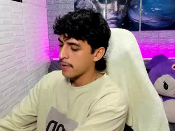 alan_del_reyy - Live Male Cam – Free Gay Cam Show