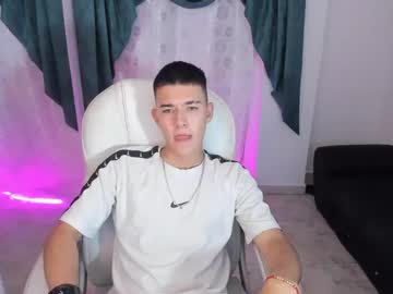 Aleckk_boy, 19 years old, CrazyGoal: I feel so sexy boy today for you ♥ // @GOAL: Cum Show !! // #latino #18 #young #cum #ass // PVT is Open // New Media on Sale ;), webcam photo