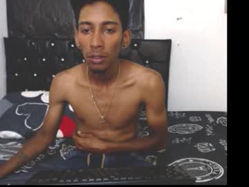 alejandrito_king - Live Male Cam – Free Gay Cam Show