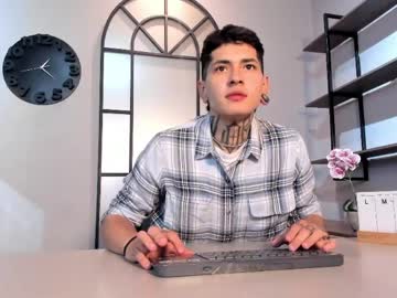 Alejo_grey_, 18 years old, GOAL: Striptease 🔥 [111 tokens remaining] Let me make fire from your perverse mind 🔥 #18  #bigcock  #hairy  #cum #young, webcam photo