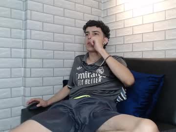 Alejo_valverde, 22 years old, Tie balls + oil massage [113 tokens left] Hi let´s meet us and enjoy the day #frech #new #bigcock #hairy #uncut, webcam photo