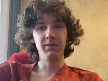 Alek_trika, 18 years old, Hiiii im Alek im new here 🎯 Stand up and show body [117 tokens left] #new #18 #teen #shy #sexy, webcam photo