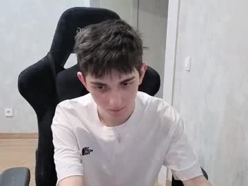 Alexander_18_xxl, 18 years old, Jerking off a big dick close up  [557 tokens left] #new #young #gay #twink #bigcock, webcam photo