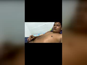 Alexander_kross, 24 years old, New guy here! ⚡  #new #latino #english #master #findom 5 tokens:Name 10:Big smile 20 tokens:Show tattoos 25 tokens:Show feet 50 tokens:Dance for 1 min 100 tokens:Social media (IG) 200 tokens:Findom, webcam photo