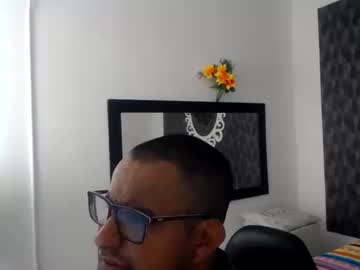 Alexis__123, GOAL: BOUCING ASS [25 tokens remaining] Welcome to my room! #mature #bigcock #feets #new #curvy, webcam photo