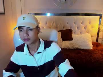 alexking_2 - Live Male Cam – Free Gay Cam Show