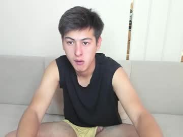 alikuskya - Live Male Cam – Free Gay Cam Show