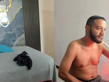 Amaro_jhonson, 38 years old, GOAL: I fulfill a fantasy of yours [99 tokens remaining] Welcome to my room! 😊❣️ #feet #hairy #mature #latino #master, webcam photo