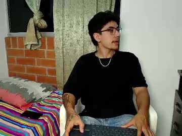 Ameli_and_lucas, 20 years old, CUM [200 tokens left] CUM SHOW #latino #18 #young #bigcock #cum, webcam photo