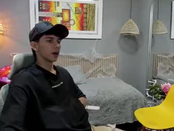 Amethystshadow, GOAL: Sexy pelvis moves [50 tokens remaining] Welcome to my room! #18 #bigcock #twink #latino #new, webcam photo