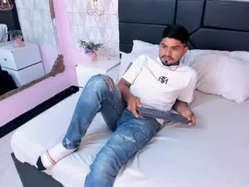 Andertylor, Andertylor's room #young #mature #daddy #cum #bigballs, webcam photo