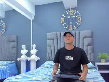 Andreas_black, 18 years old, Precum show [186 tokens left] #latino #new #bigcock #cum #straight, webcam photo