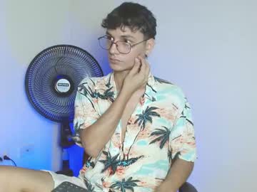 andrew_dann - Live Male Cam – Free Gay Cam Show