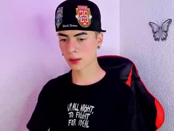 andrew_ixz - Live Male Cam – Free Gay Cam Show