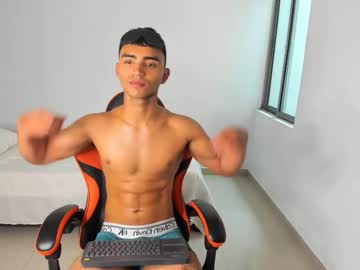 Andrew_jonhes1, good morning! Welcome to my room ... follow me #muscle #bigcock #Young #New #Latino #Hot, webcam photo