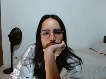 Andy11113, 29 years old, GOAL: Slow stroke my cock pov and cum for you 🍆 [150 tokens remaining (please be gentle 💘) #new #bigcock  #cum #hairy #longhair #colombian #gay", webcam photo