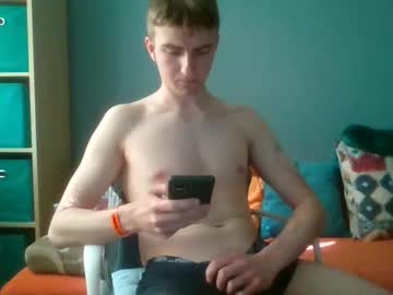 Andyy_02, 8 inch shaven cock needs some fun! - Goal: Cum hard [443 tokens left ] #new #young #uncut #bigdick #hung, webcam photo