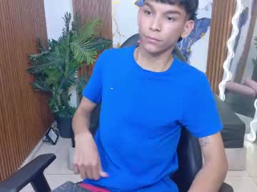 Angelic_tay, GOAL: 🔥sexy dance [13 tokens remaining] Make me cum on the floor 💦💦💦 and test my flexibility 🔥If you love 💓me tip me 5 🌸55🌸555🌸5555🌸 55555🌸 #anal #teen #twink #latina #18, webcam photo