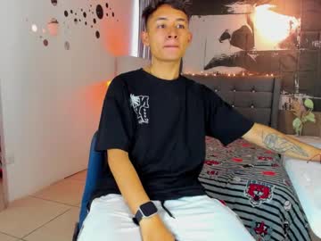 angell01_ - Live Male Cam – Free Gay Cam Show