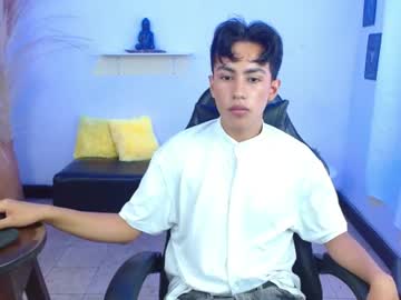 Angelocum18, 18 years old, Naked And Bigcock 🥒👖  I AM New ✅Check My /menu  Welcome guys 🖐👉 Follow me #18 #femboy #teen #twink #young, webcam photo