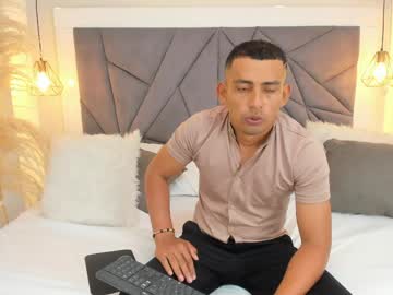 Antonioruda, GOAL: spank my cock [7 tokens remaining]  What you need to is to break my ass, come on, I'm very horny 🍑 #pvt #ass #uncut #new #cumshow, webcam photo