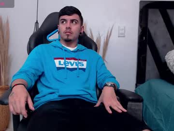 Apolo_lopez, 23 years old, GOAL: Cum Show [1111 tokens remaining] Welcome to my room! #18 #new #latino #bigcock #cum, webcam photo
