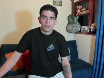 ares_johnsonn – Watch Him Jerk, Strip, & Show It All