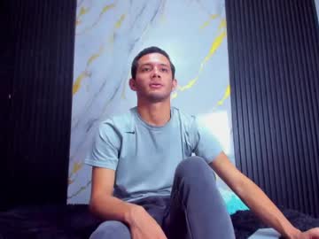 aresbos - Live Male Cam – Free Gay Cam Show