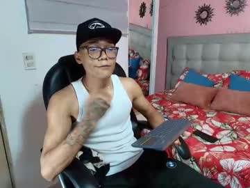 Aron_big_big, 21 years old, GOAL: Sexy Dance [300 tokens remaining] Welcome to my room! #feet #blonde #redhead #lovense #new, webcam photo