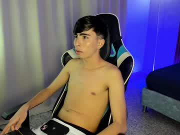 arvinn_ - Live Male Cam – Free Gay Cam Show