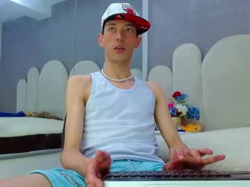 Ashton_myers15, Heeyyy! :) **Are you coming for my love or my milk? ** #bigdick  #cum  #lovense  #18  #young, webcam photo