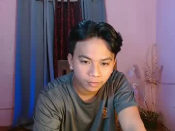 Asianhunk_zam, 18 years old, cum at goal #asian #cum #pvt #petite #new [697 tokens remaining], webcam photo
