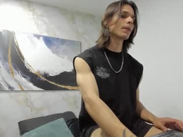 Astharot_scott, 24 years old, GOAL: CUM and oil  [300 tokens remaining] Welcome to my room!  #new   #bigcock  #latino #cum #uncut, webcam photo