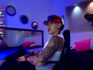 Austin_collinss1, 23 years old, GOAL: Lick Muscle [75 tokens remaining] Welcome to my room!  I am willing to satisfy you 😈💦 #bigcock #lovense #young #new #tattos, webcam photo