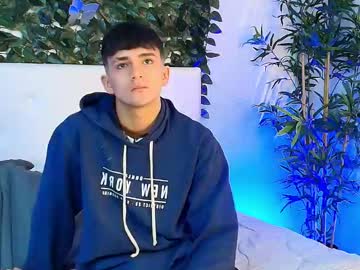 Axel_draven, I want to cum for you!!! 💦 #twink #teen #18 #new #young [600 tokens remaining], webcam photo