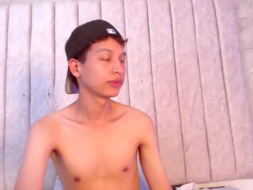 axel_grays – Live Performer