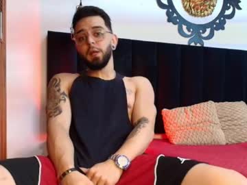 Axel_stonn, 29 years old, GOAL: Hi Dear Axel [10 tokens remaining] Welcome to my room! #muscle #new #bigcock #master #daddy, webcam photo