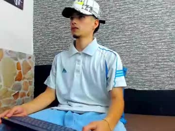 Axel_williams2, 20 years old, Hello, I'm so horny and don't let my cock dry - #latino #cum #feet #new #18, webcam photo